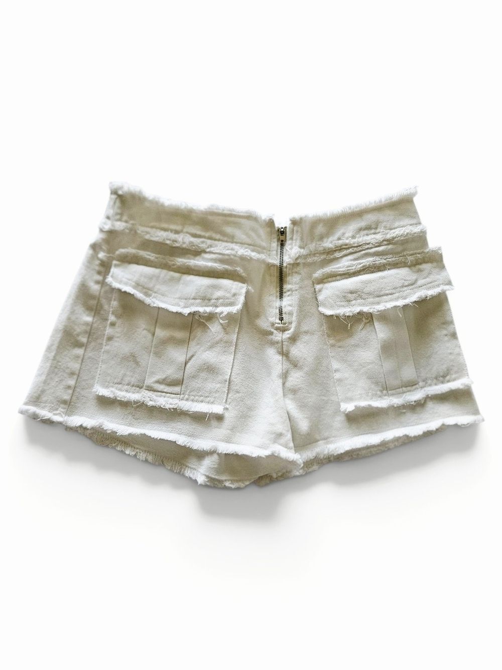 SHEIN White High-Rise Frayed Jean Cargo Shorts Size 4